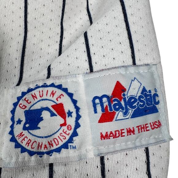 Vintage Majestic Cleveland Indians Baseball Jersey Men XL White Pinstriped READ - Picture 5 of 11